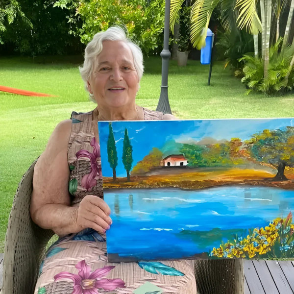Atividades que visam potencializar os residentes a estarem ativos e com bem-estar, como uma exposição com prêmio de obras realizadas pelos hóspedes.
